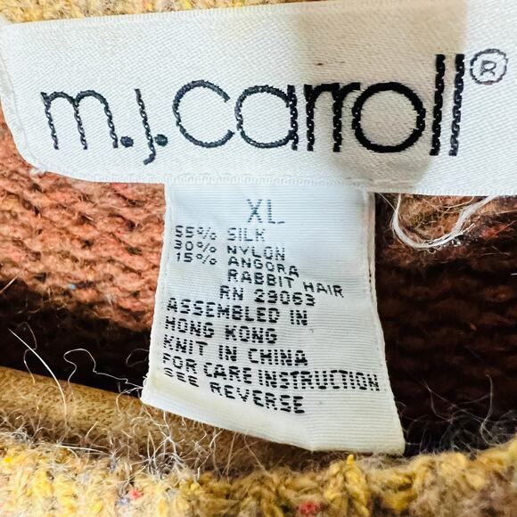 Vintage MJ Carroll Silk Angora Sweater Long Sleeve SOFT Tan Brown - XL - Picture 3 of 4